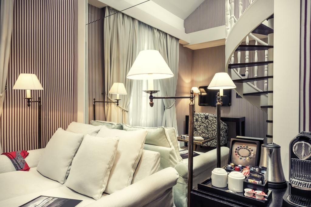 Le Belgrand Hotel Paris Champs Elysees, Tapestry By Hilton Экстерьер фото